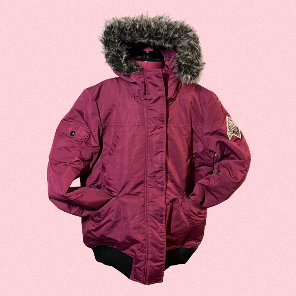 Women’s Beaver Canoe Jacket. Pink! Never worn, no tags.